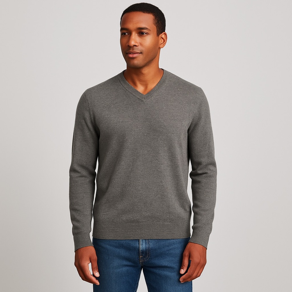 Saks Fifth Avenue 100% Cashmere V-Neck Sweater Gray XL Men’s Luxury Soft Classic